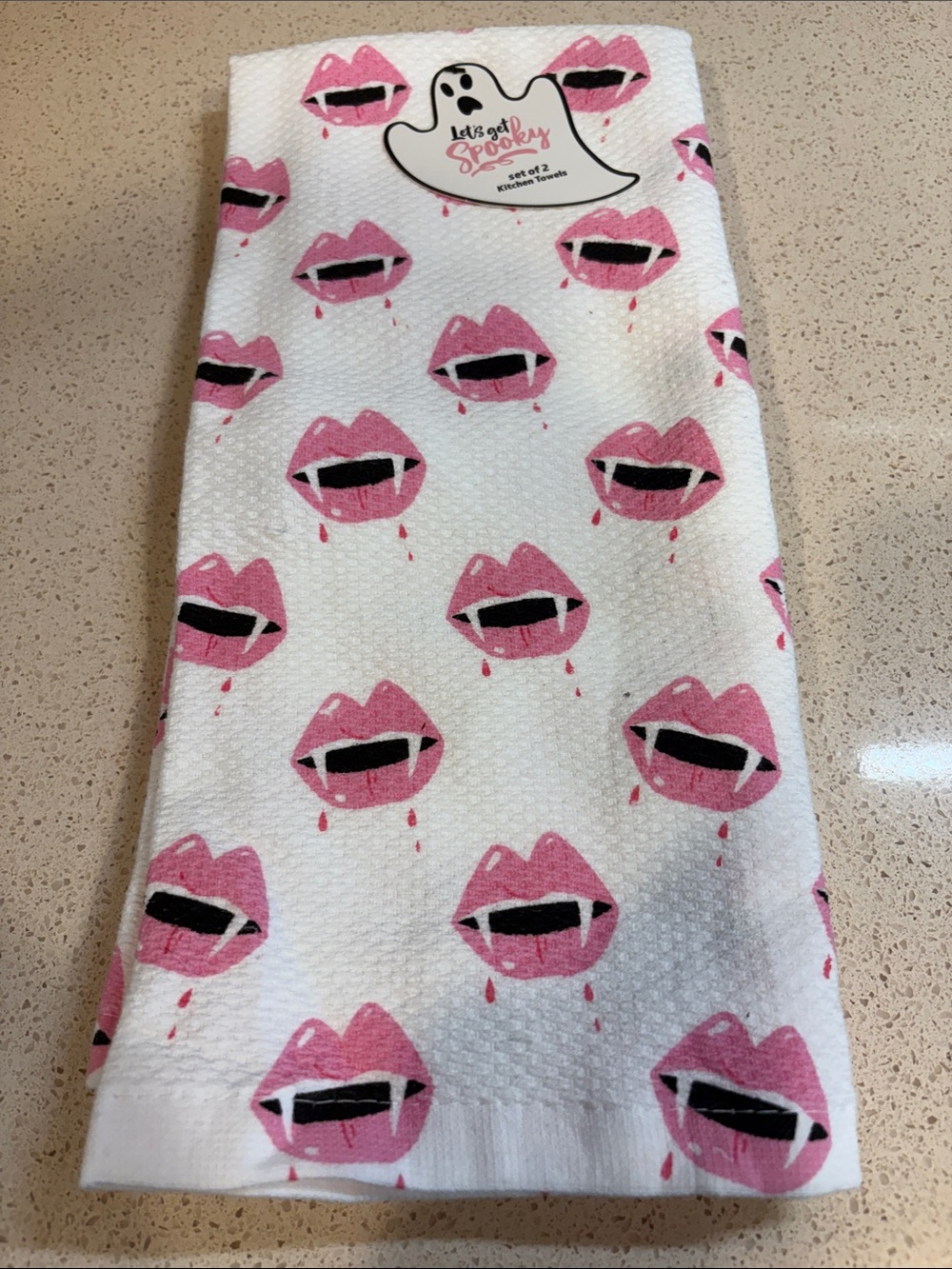 Halloween Kitchen Towels NWT Pink Vampire Lips Set of 2